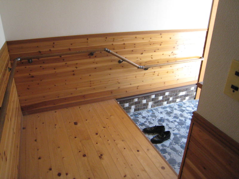 �F�{�� ����s ���蒬 �݉� 4.5���~ 3L�c�j ���� ���ԏ�2�� �Ђ����ԕۈ牀���� �肷��@�o���A�t���[