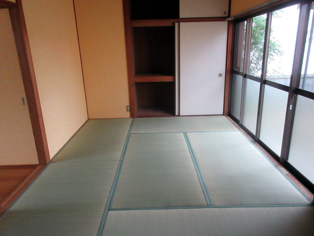 ����s�@�s���Y�@�@���������@�݉�G���@�T���~�@3�c�j�@���ԏ�ŗL�X�y�[�X�Q�䕪�L�ʓr���q�p���ԏ�4�`5�䕪�L��i���n�ρj