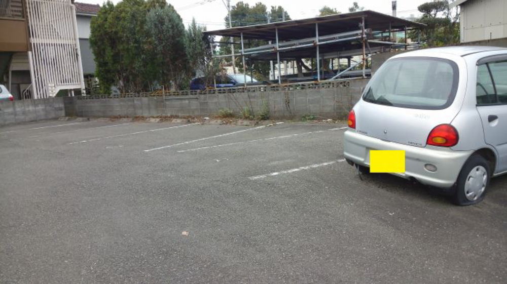 ����s �s���Y ���]�� �c�����ɗL�����ԏ�  �������z�P�䕪�i���ʎ�3,000�~�j�i�y������2,500�~�j���ʎԂR�䕪�󂫁{�y�����ԂT�䕪�󂫂��L��܂��B  ����